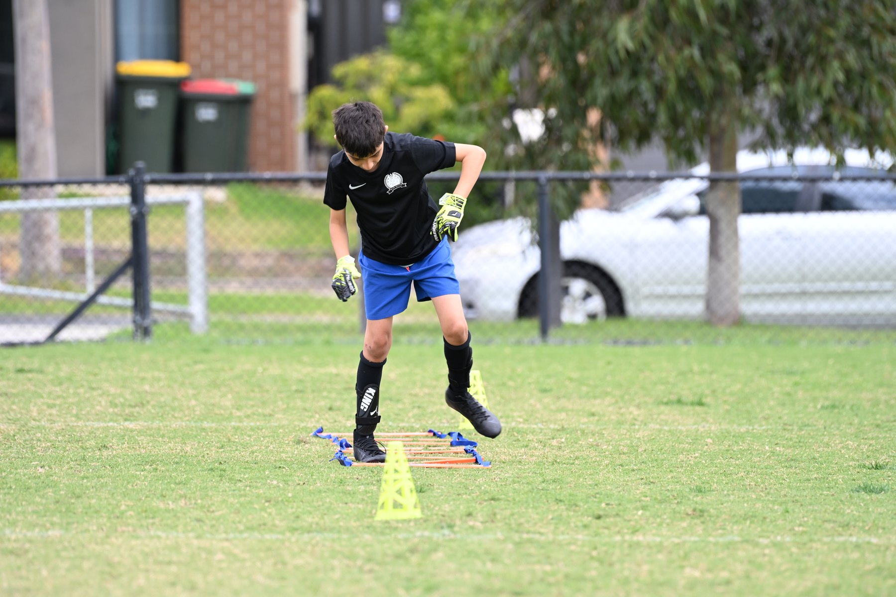 Keeper jumping ladder drill